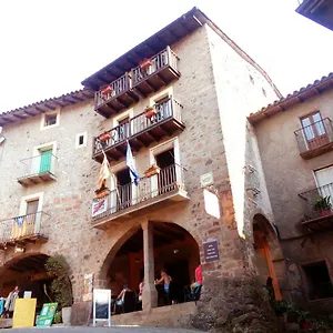Mencio - Placa Major Hotel Santa Pau